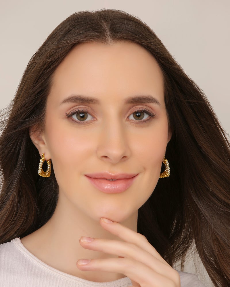 TAAHIRA Chunky Square Shape Zircon Hoop Earrings - Image 4